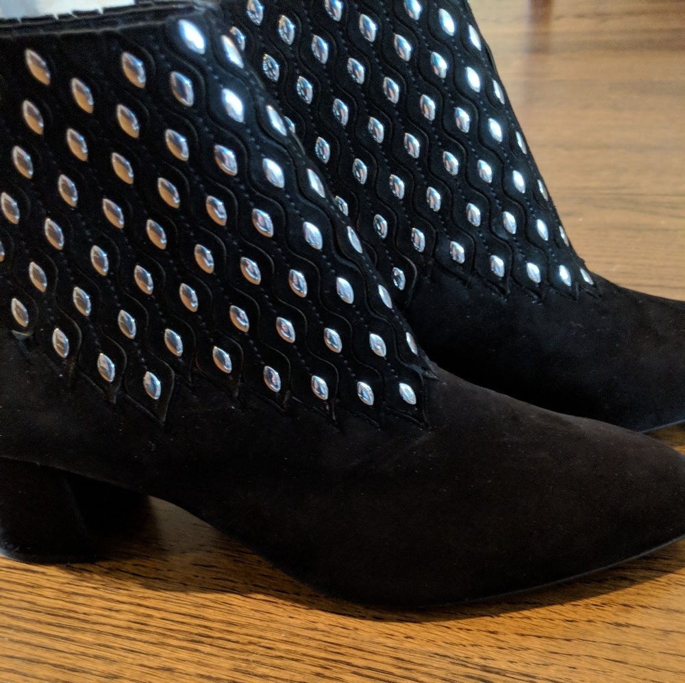 Alaia Ankle Boots